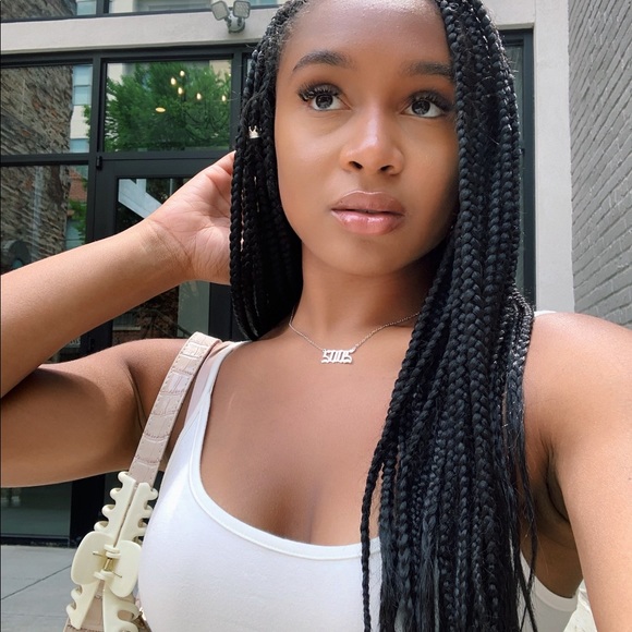 Meet your Posher, Makayla - Picture 1 of 1